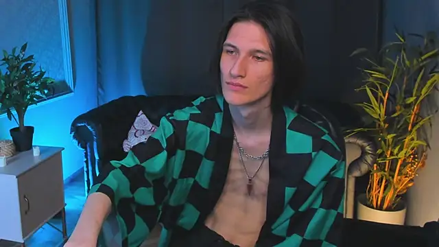 Snapshot of Klaude_Jam chatting on 04-13-26, 06:24 Klaude Jam online show from 04-13-26, 06:24