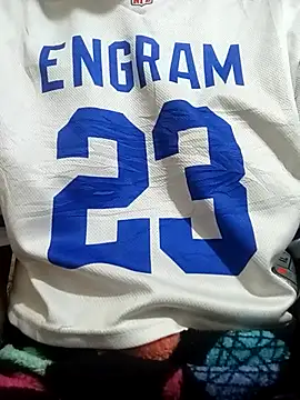 Beverlyswees online show from 04-15-26, 05:03