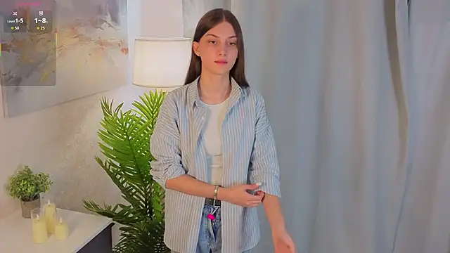 NatashaRieker online show from 05-08-26, 03:45
