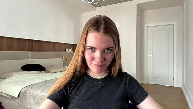 Snapshot of doana_bebriti chatting on 06-10-26, 11:09 doana bebriti online show from 06-10-26, 11:09