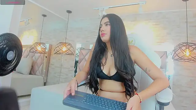 hazel nyxx online show from 04-16-26, 03:40