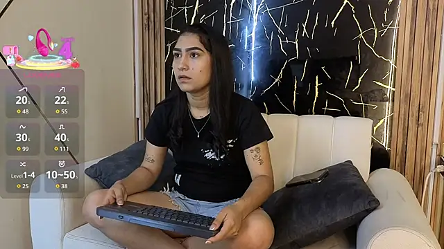 Julianas pm online show from 04-17-26, 05:38