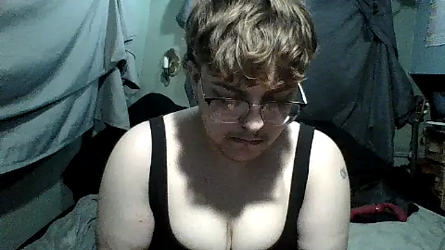 BashfulEmby online show from 04-14-26, 03:34