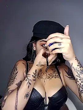 AteneaRockstar04 online show from 04-14-26, 03:23