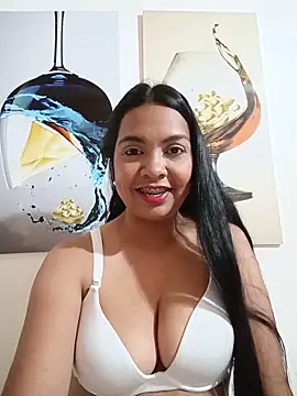 Silvana2927 online show from 06-06-26, 06:29