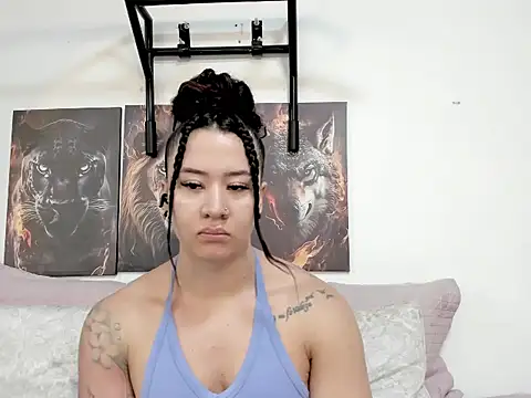 Snapshot of AngelMartinss chatting on 05-26-26, 03:08 AngelMartinss online show from 05-26-26, 03:08