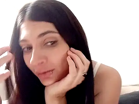 Snapshot of Sassygyrl chatting on 04-25-26, 01:41 Sassygyrl online show from 04-25-26, 01:41