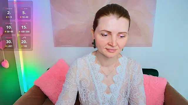 Snapshot of Liza__Evans chatting on 06-15-26, 02:03 Liza Evans online show from 06-15-26, 02:03