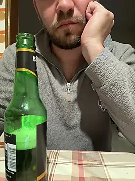 sKizzo69  online show from 04-17-26, 08:56