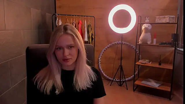 JeannDiaz online show from 04-22-26, 10:28