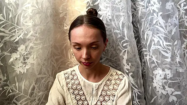 AdriannaBill online show from 07-11-26, 04:10