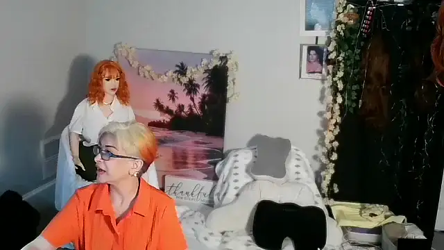 ZorynaDollHouse online show from 06-10-26, 11:24