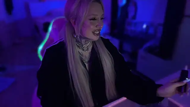 Chibiis online show from 04-23-26, 06:43