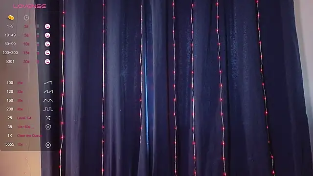 elfieeva1 online show from 04-15-26, 09:49