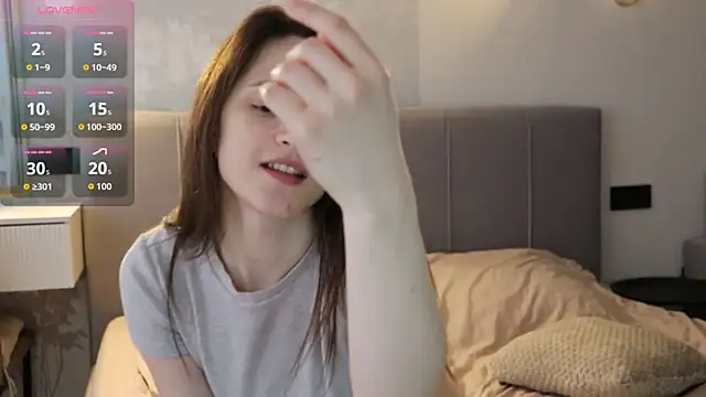 ellyellow online show from 04-19-26, 08:02