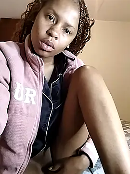 Snapshot of Slender012 chatting on 05-16-26, 12:40 Slender012 online show from 05-16-26, 12:40