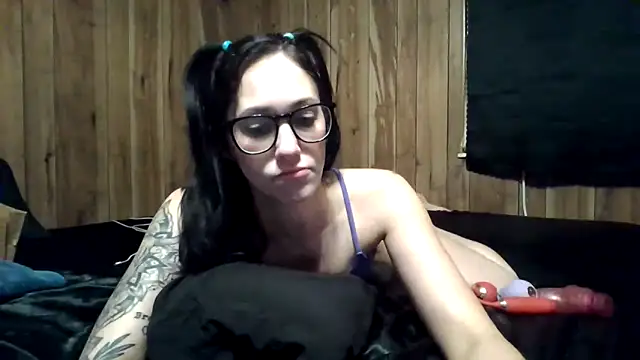 Snapshot of satindreamsxxx chatting on 05-30-26, 01:25 satindreamsxxx online show from 05-30-26, 01:25