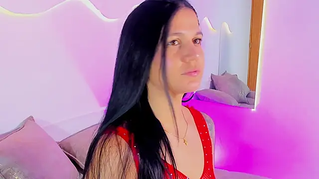 Snapshot of MiaMalcova__ chatting on 05-11-26, 02:45 MiaMalcova online show from 05-11-26, 02:45