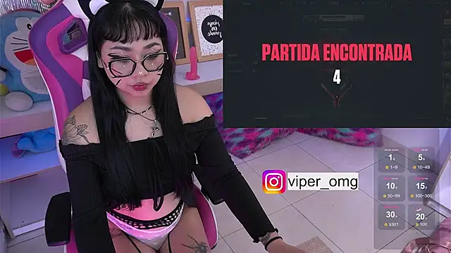 Snapshot of MakiGG_ chatting on 04-28-26, 11:54 MakiGG online show from 04-28-26, 11:54