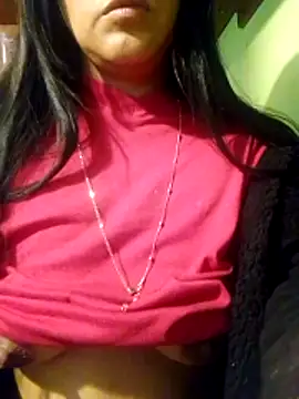 Snapshot of Gaby_lulu chatting on 06-17-26, 03:02 Gaby lulu online show from 06-17-26, 03:02