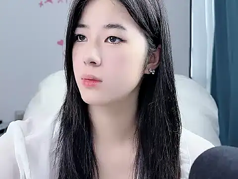 Snapshot of Nicoa2026 chatting on 06-20-26, 02:14 Nicoa2026 online show from 06-20-26, 02:14
