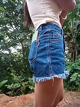 Snapshot of Elena_Mia chatting on 06-19-26, 10:57 Elena Mia online show from 06-19-26, 10:57