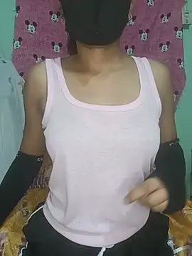 Snapshot of Rashmika__Rouni chatting on 05-26-26, 08:16 Rashmika Rouni online show from 05-26-26, 08:16