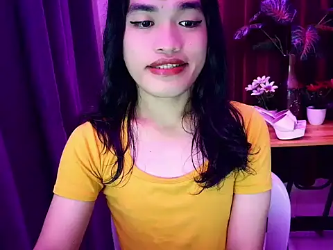 Snapshot of ruffa_madisson chatting on 05-18-26, 12:22 ruffa madisson online show from 05-18-26, 12:22