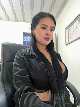 Sara fun online show from 02-14-25, 04:15