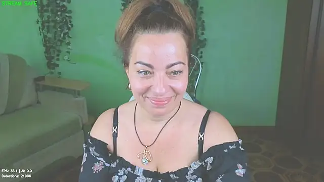 Zoe Zephyr online show from 06-15-26, 05:42