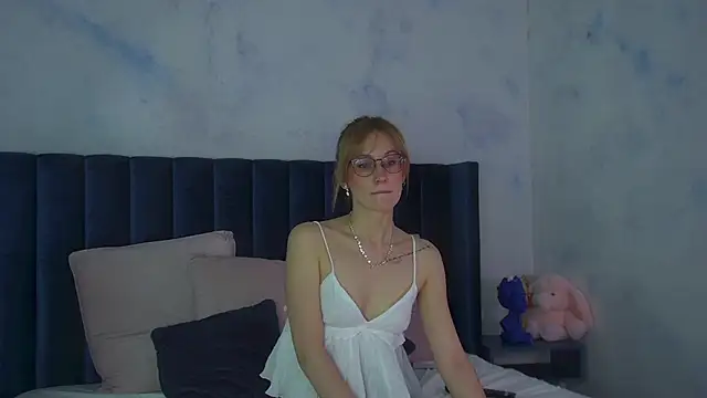 GraceHudsons online show from 06-02-26, 04:14