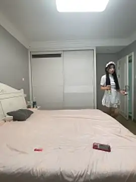 Xiaoyu0012 online show from 05-08-26, 01:49