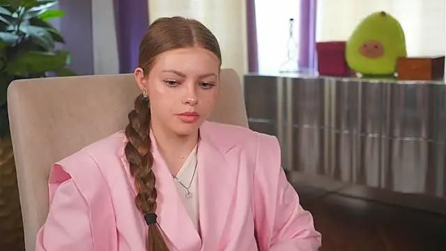 Snapshot of TamalaPetrone chatting on 04-17-26, 12:19 TamalaPetrone online show from 04-17-26, 12:19