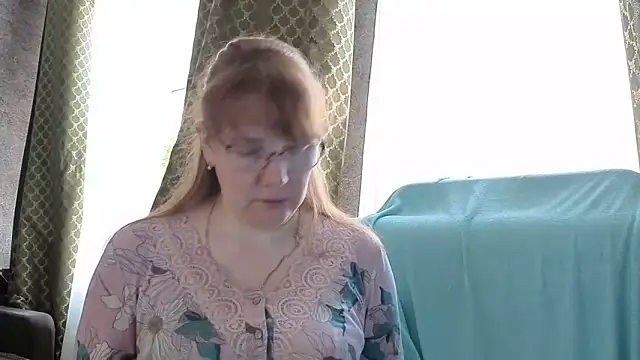 Snapshot of Miss_SandraX chatting on 06-14-26, 04:25 Miss SandraX online show from 06-14-26, 04:25