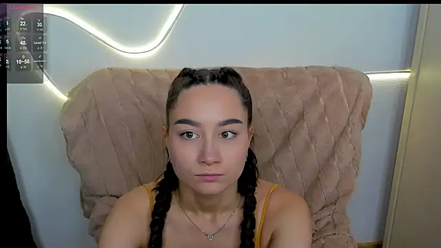 Snapshot of AndreaJohnsons chatting on 06-19-26, 06:40 AndreaJohnsons online show from 06-19-26, 06:40