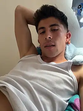 Luis-avatar online show from 04-15-26, 07:58