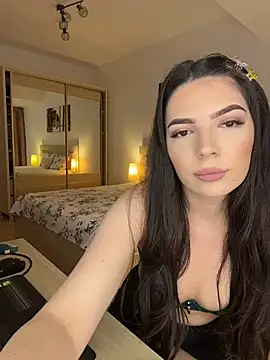 Snapshot of CandyElla_ chatting on 06-07-26, 06:22 CandyElla online show from 06-07-26, 06:22