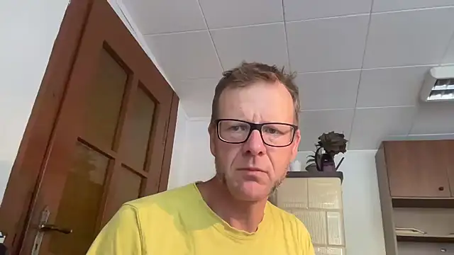 Snapshot of o_florian_o1 chatting on 06-26-26, 07:46 o florian o1 online show from 06-26-26, 07:46
