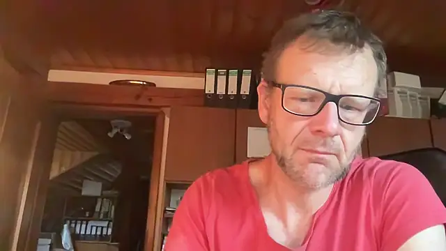 Snapshot of o_florian_o1 chatting on 07-08-26, 04:50 o florian o1 online show from 07-08-26, 04:50