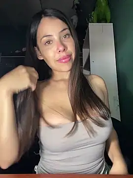 Juliett07 online show from 04-16-26, 07:14