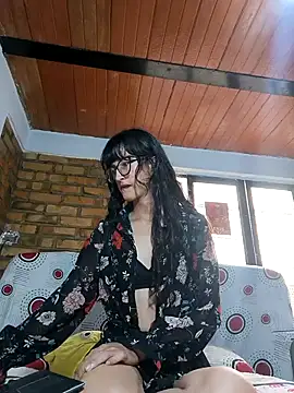 Friends with benefitsss online show from 04-16-26, 09:39