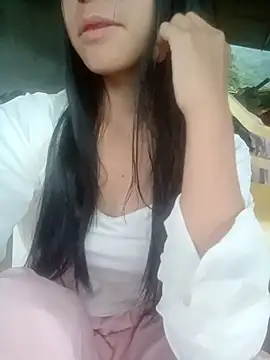 Snapshot of lelenana chatting on 05-18-26, 10:37 lelenana online show from 05-18-26, 10:37