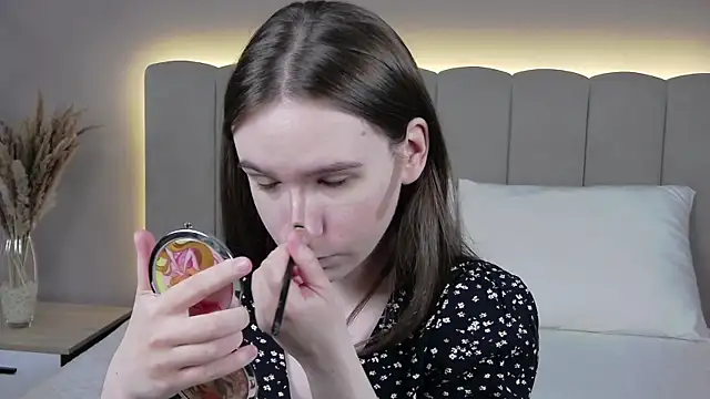 MarliinNova online show from 04-19-26, 04:56