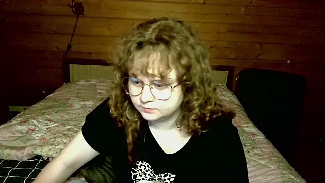 Snapshot of Sara_del_Sun chatting on 05-08-26, 08:19 Sara del Sun online show from 05-08-26, 08:19
