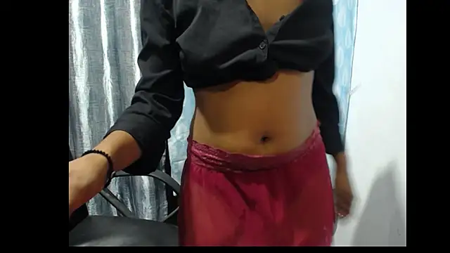 Snapshot of Sizu_ chatting on 05-05-26, 05:37 Sizu online show from 05-05-26, 05:37