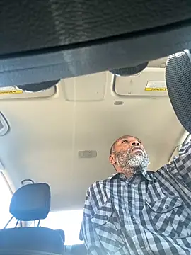 LoVEiSMor online show from 05-02-26, 06:46