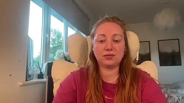 arielsweetieee online show from 05-13-26, 06:16