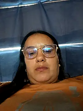 Snapshot of Samanta-42 chatting on 05-26-26, 02:46 Samanta-42 online show from 05-26-26, 02:46
