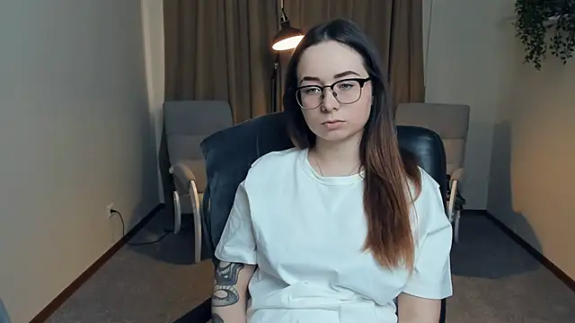 NadaRudeen online show from 04-18-26, 12:42