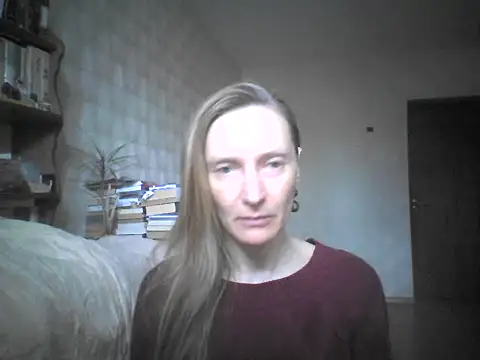 LunaBelle8 online show from 05-10-26, 02:44